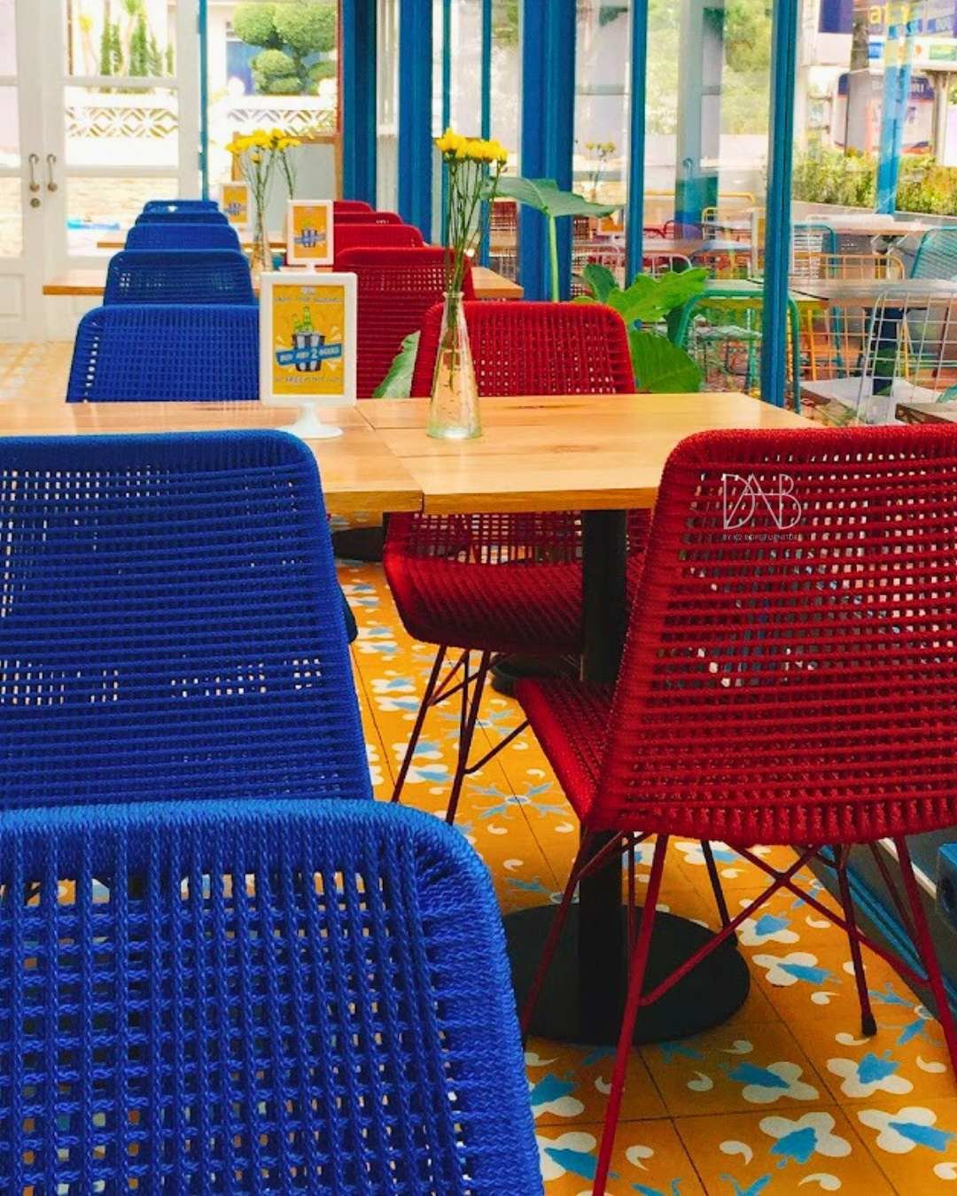 Restaurant lounge furniture arrangement for a stylish ambiance.