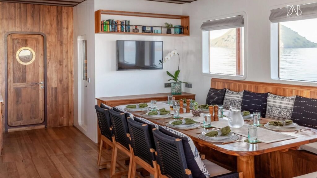 op Rope Furniture Material: Elegant and Strong Jute Rope for Rustic Indoor Pieces